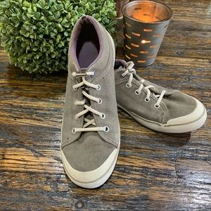 Teva Canvas Sneakers Freewheel Brown Color 8.5 Elastic Shoelace Closure